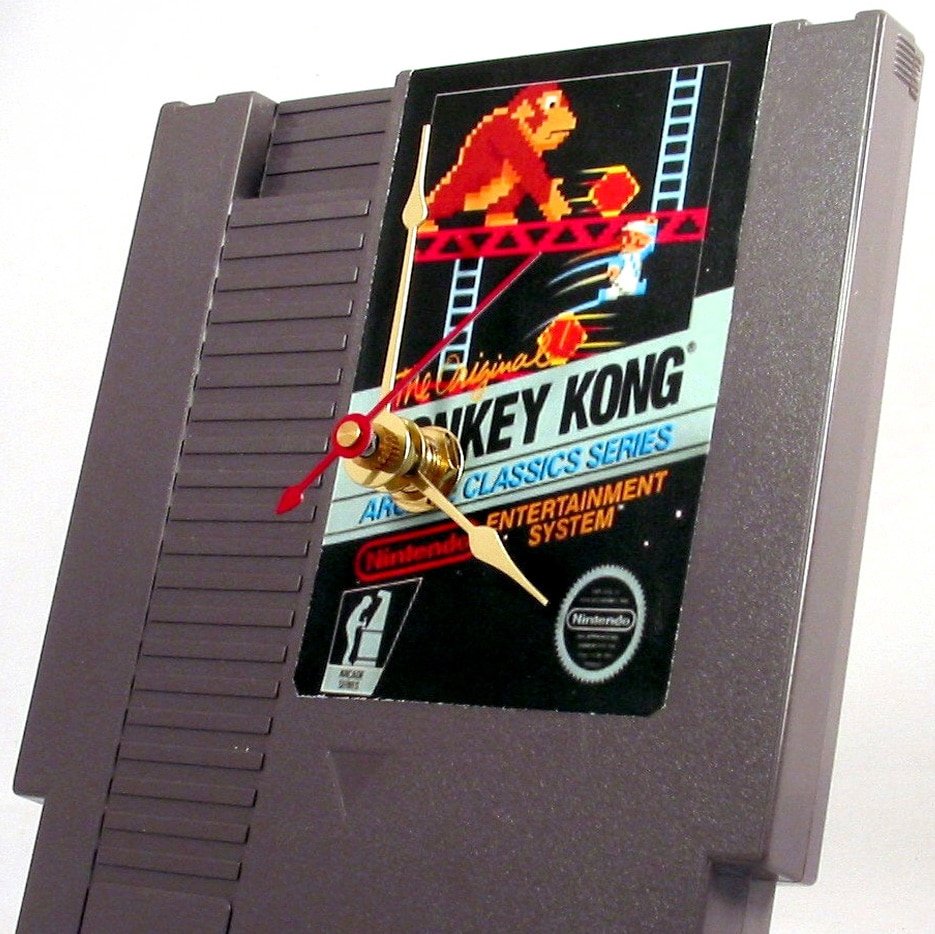 Donkey Kong NES Cartridge Clock